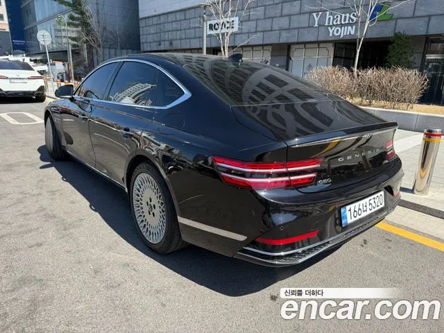 Genesis G80 — Фото автомобиля 2