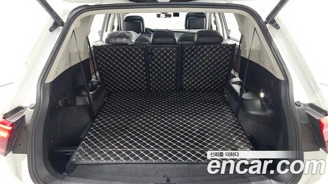 Volkswagen Tiguan — Фото автомобиля 20