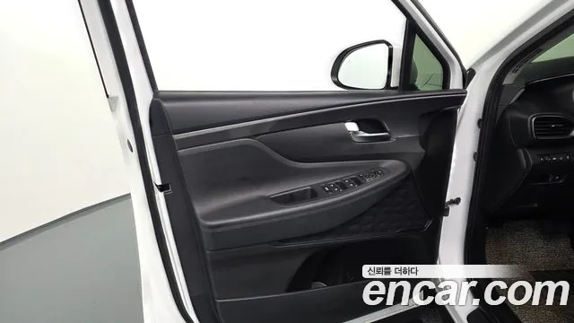 Hyundai Santafe — Фото автомобиля 21