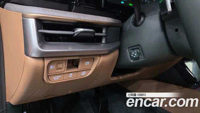 Hyundai Grandeur GN7 — Фото автомобиля 18