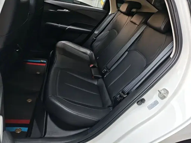 Changan Eado — Фото автомобиля 16