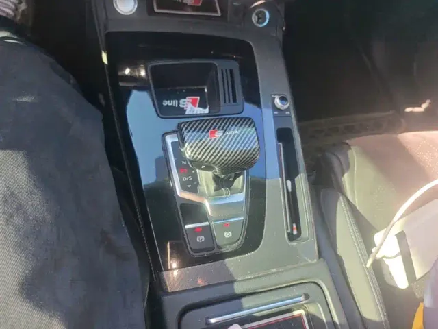 Audi Q5L — Фото автомобиля 13