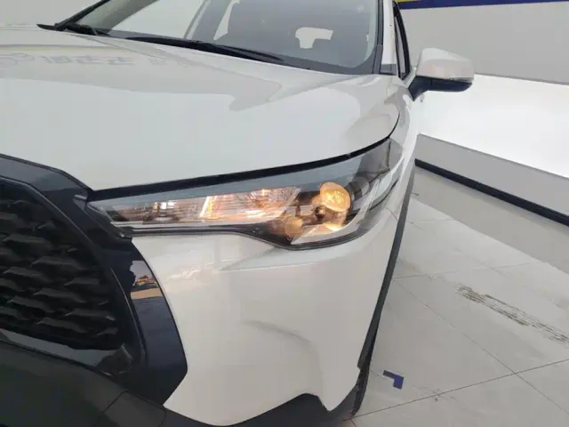 Toyota Corolla Cross — Фото автомобиля 5