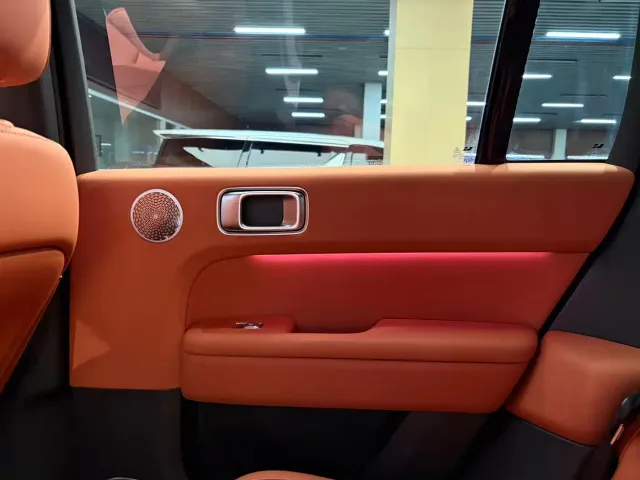 Li Auto Li Auto L6 2025 Max Smart Renewal Edition — Фото автомобиля 15