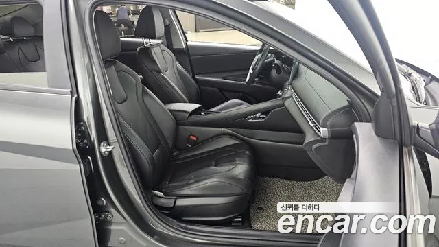 Hyundai Avante CN7 — Фото автомобиля 25