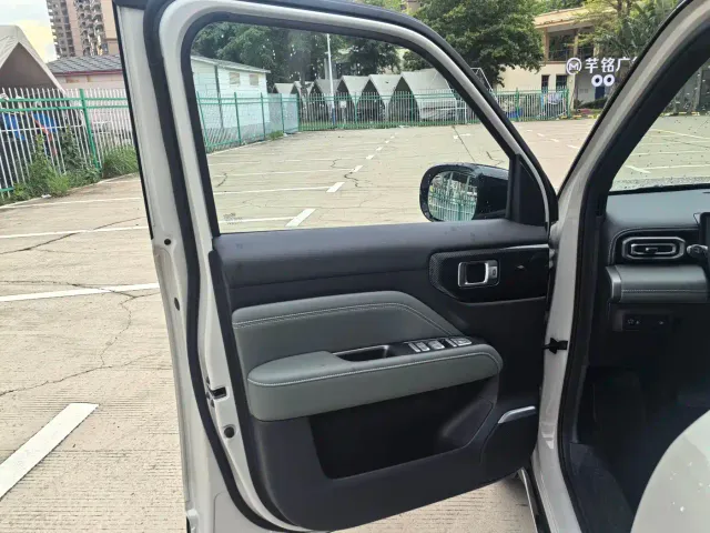 Baojun Yep Plus — Фото автомобиля 29