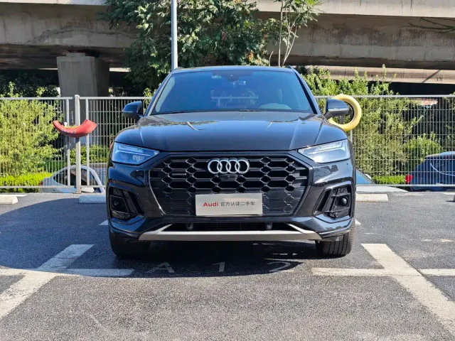 Audi Q5L — Фото автомобиля 2