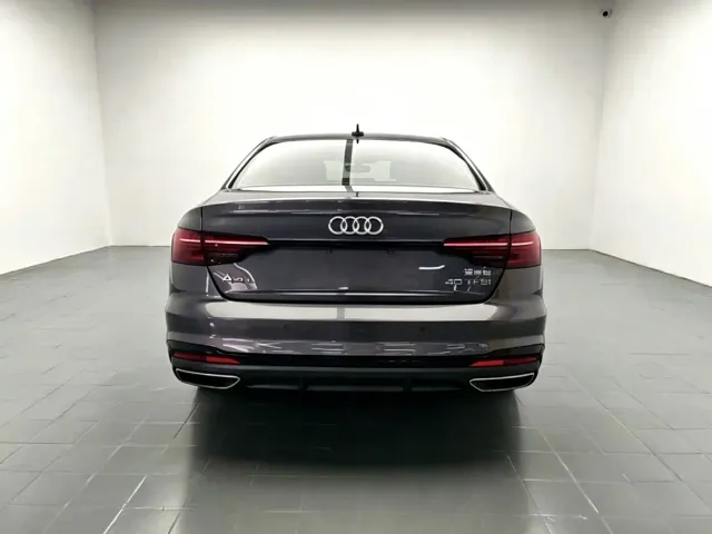 Audi A4L — Фото автомобиля 6
