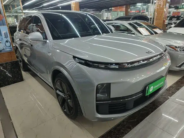 Li Auto L9 — Фото автомобиля 3