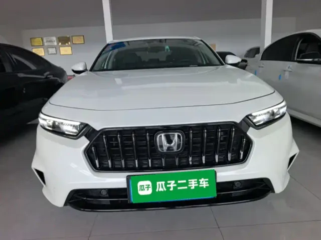 Honda Inspire — Фото автомобиля 2