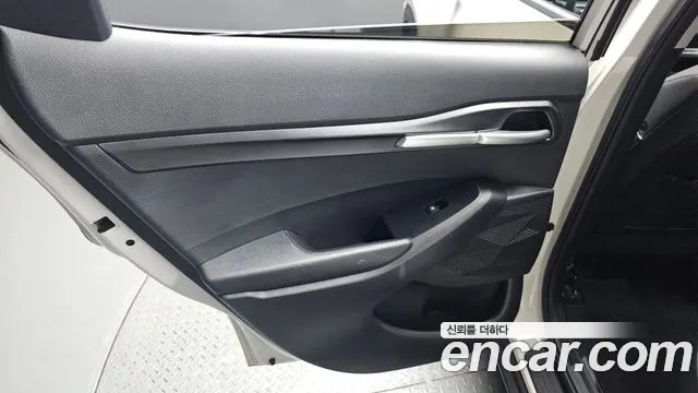 Kia Seltos Новый Seltos Бензин 2.0 2WD — Фото автомобиля 24