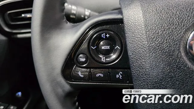 Toyota Prius — Фото автомобиля 28