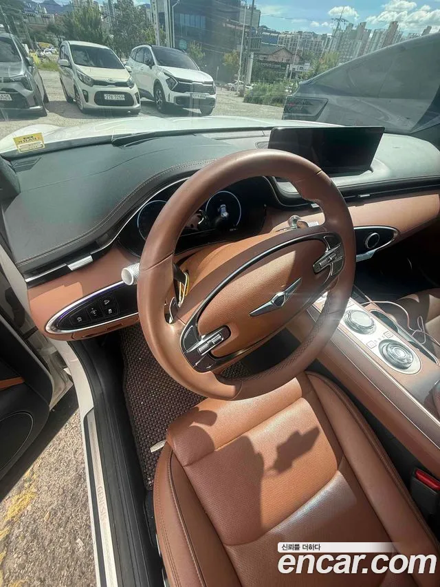 Genesis GV70 — Фото автомобиля 18