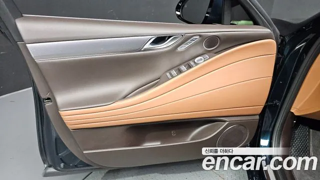 Genesis G80 Бензин 2.5 турбо AWD — Фото автомобиля 23