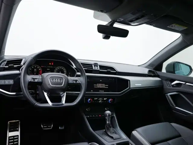 Audi Q3 — Фото автомобиля 7