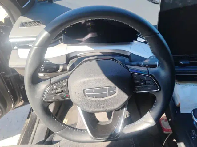 Geely Xingrui — Фото автомобиля 15