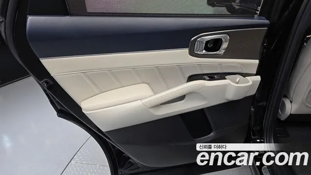 Kia Sorento — Фото автомобиля 14