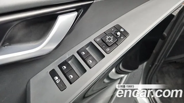 Kia Niro Niro (New) — Фото автомобиля 28