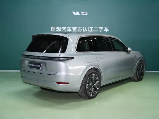 Li Auto L9 — Фото автомобиля 2