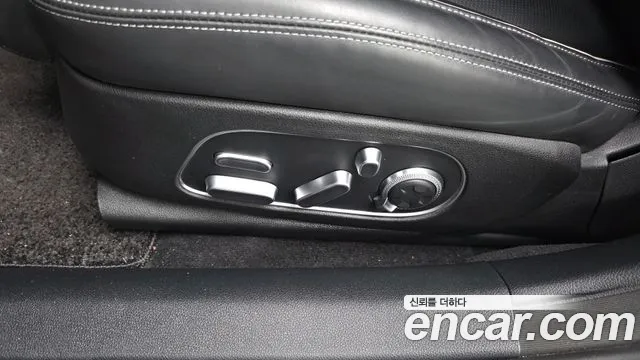 Genesis G90 Бензин 3.5 турбо AWD — Фото автомобиля 28