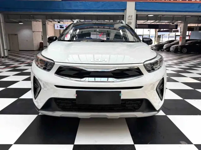 Kia KX1 — Фото автомобиля 2