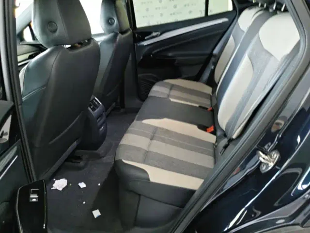 Volkswagen ID.4 Crozz — Фото автомобиля 16