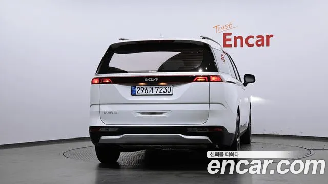 Kia Canival Carnival 4 поколение Дизель 9 мест Prestige — Фото автомобиля 4