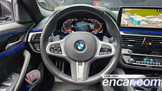 BMW 5-Series — Фото автомобиля 13