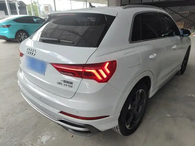 Audi Q3 — Фото автомобиля 6