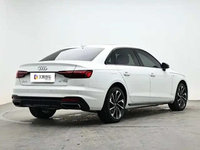 Audi A4L — Фото автомобиля 3