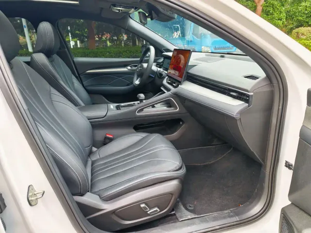 Geely Xingrui — Фото автомобиля 13