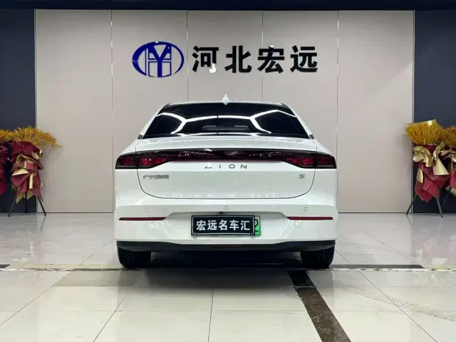GAC Aion S — Фото автомобиля 4