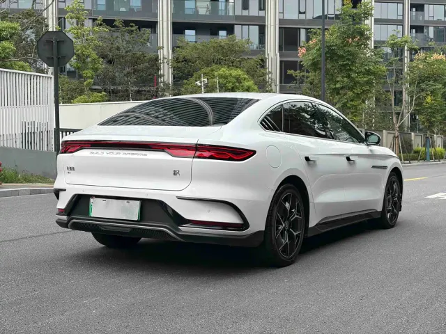 BYD Han — Фото автомобиля 18