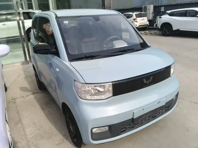 Wuling Hongguang Mini EV — Фото автомобиля 3