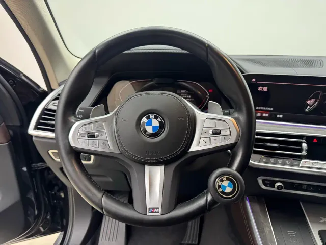 BMW X5 — Фото автомобиля 9