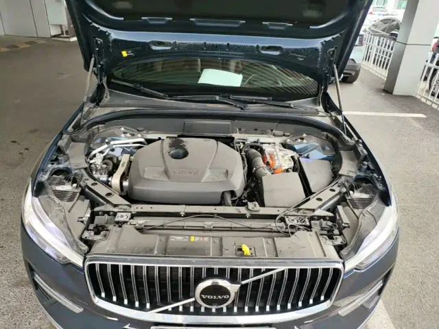 Volvo XC60 — Фото автомобиля 19