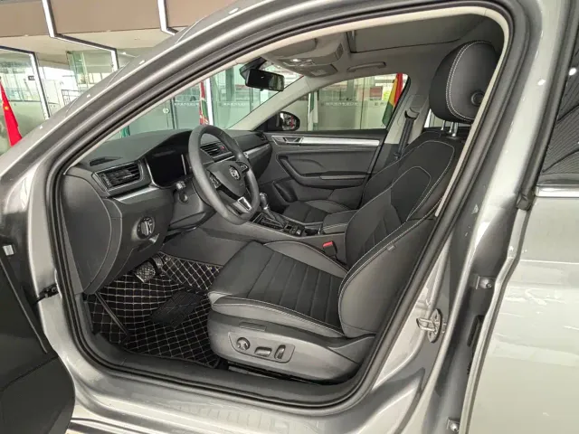 Skoda Superb — Фото автомобиля 4