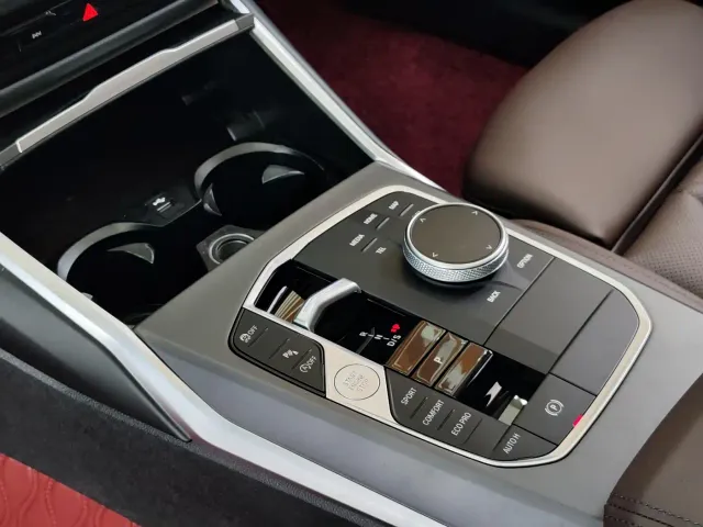BMW 3 Series — Фото автомобиля 12