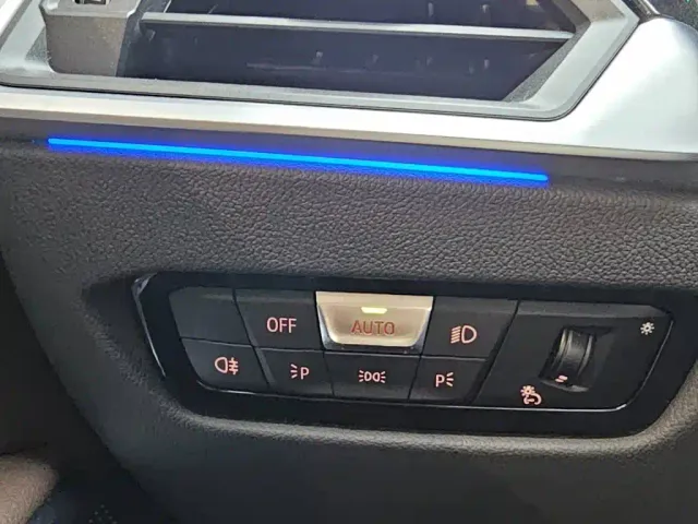 BMW 3 Series — Фото автомобиля 25
