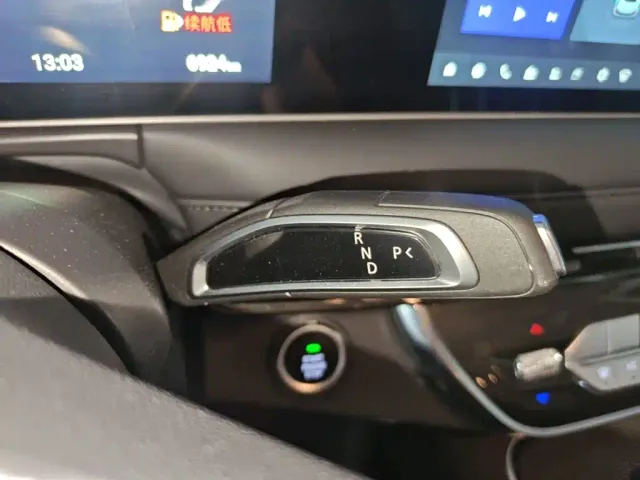 Maxus G10 — Фото автомобиля 13