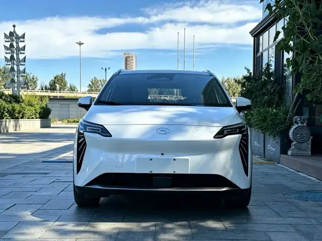 GAC Aion Y — Фото автомобиля 3