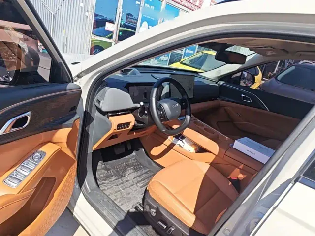 Haval Xiaolong MAX — Фото автомобиля 15