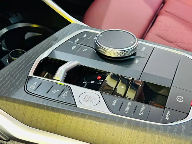 BMW 3 Series — Фото автомобиля 8