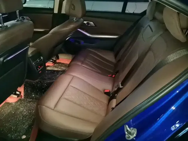 BMW 3 Series — Фото автомобиля 16