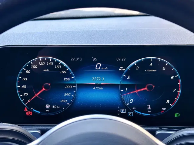 Mercedes-Benz GLB-Class — Фото автомобиля 11