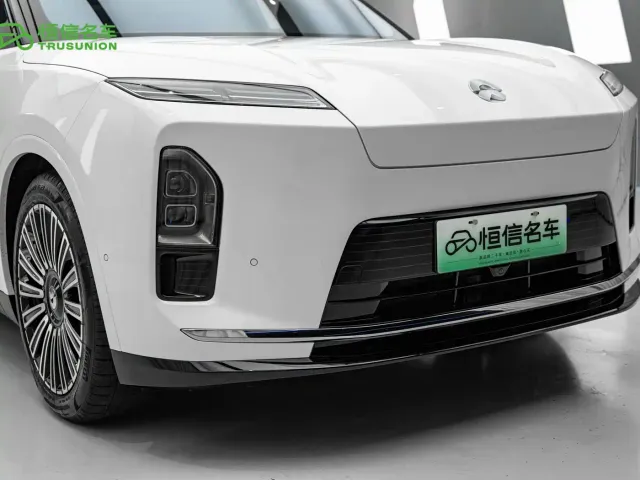 Nio ES8 — Фото автомобиля 6