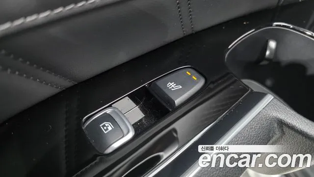 Kia Sorento Новый Sorento 4 поколение Бензин 2.5T 4WD — Фото автомобиля 18