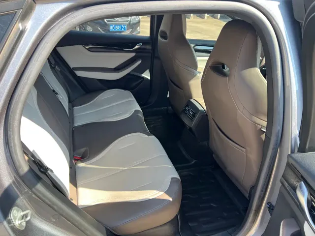 BYD Qin PLUS — Фото автомобиля 12