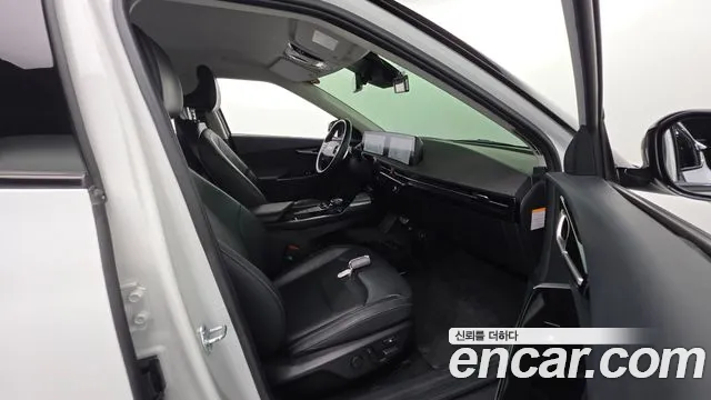 Kia EV6 — Фото автомобиля 10