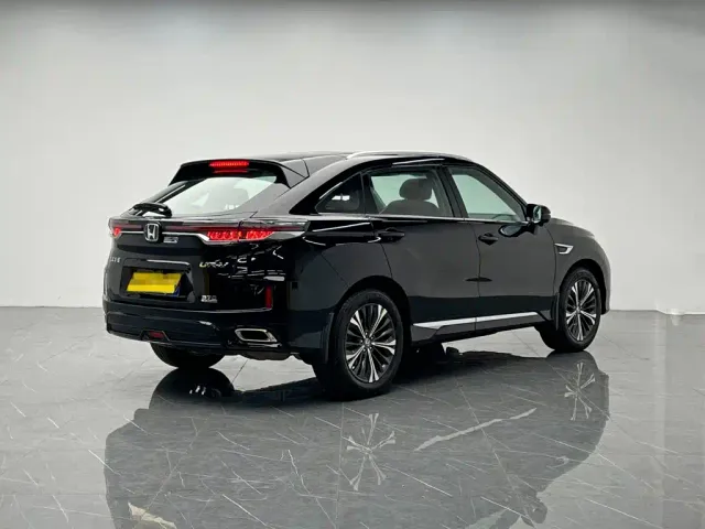 Honda UR-V — Фото автомобиля 6